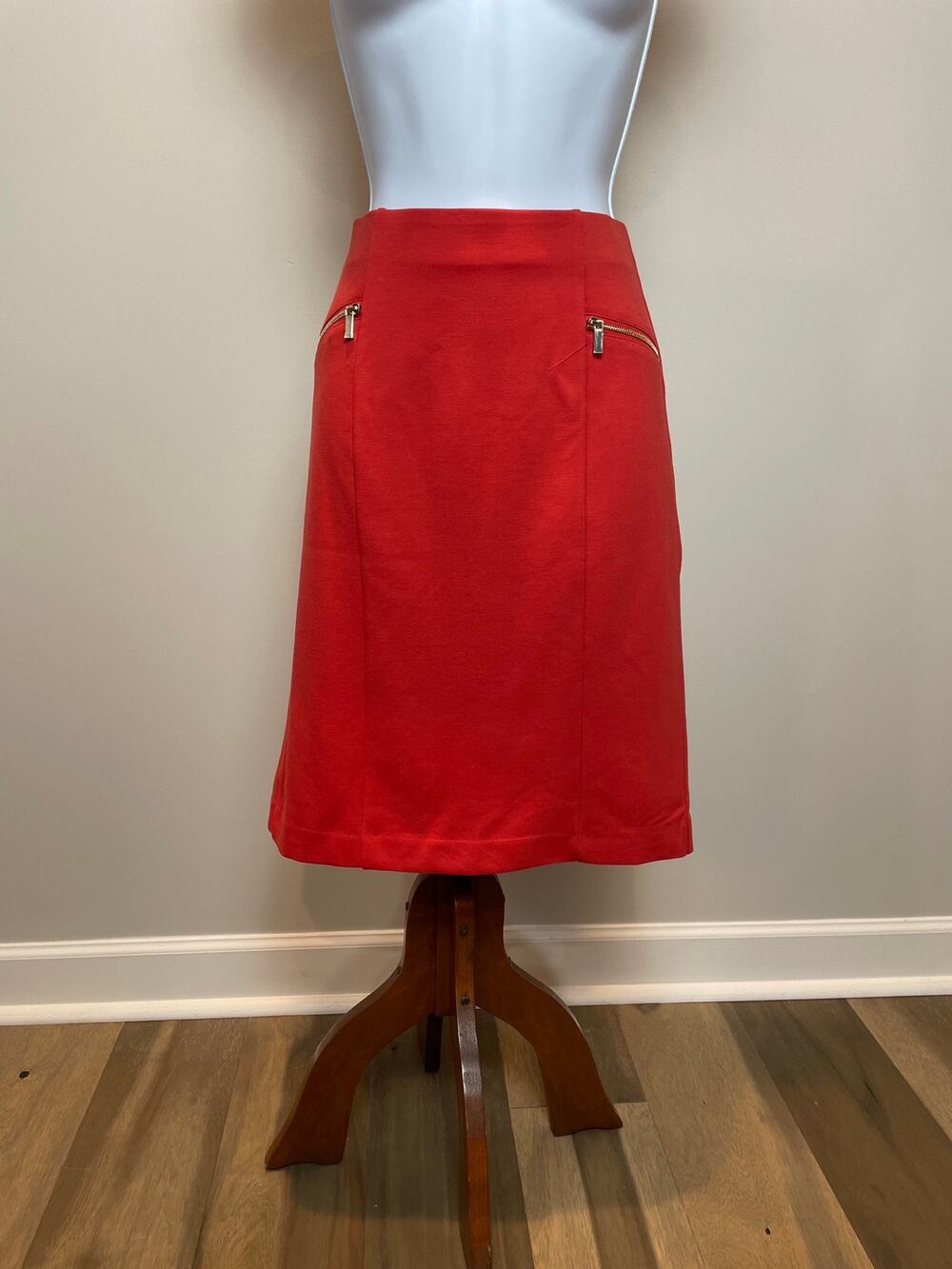 Carmen Marc Valvo Orange Knit Skirt Zipper Detail Pull‑On Size 4